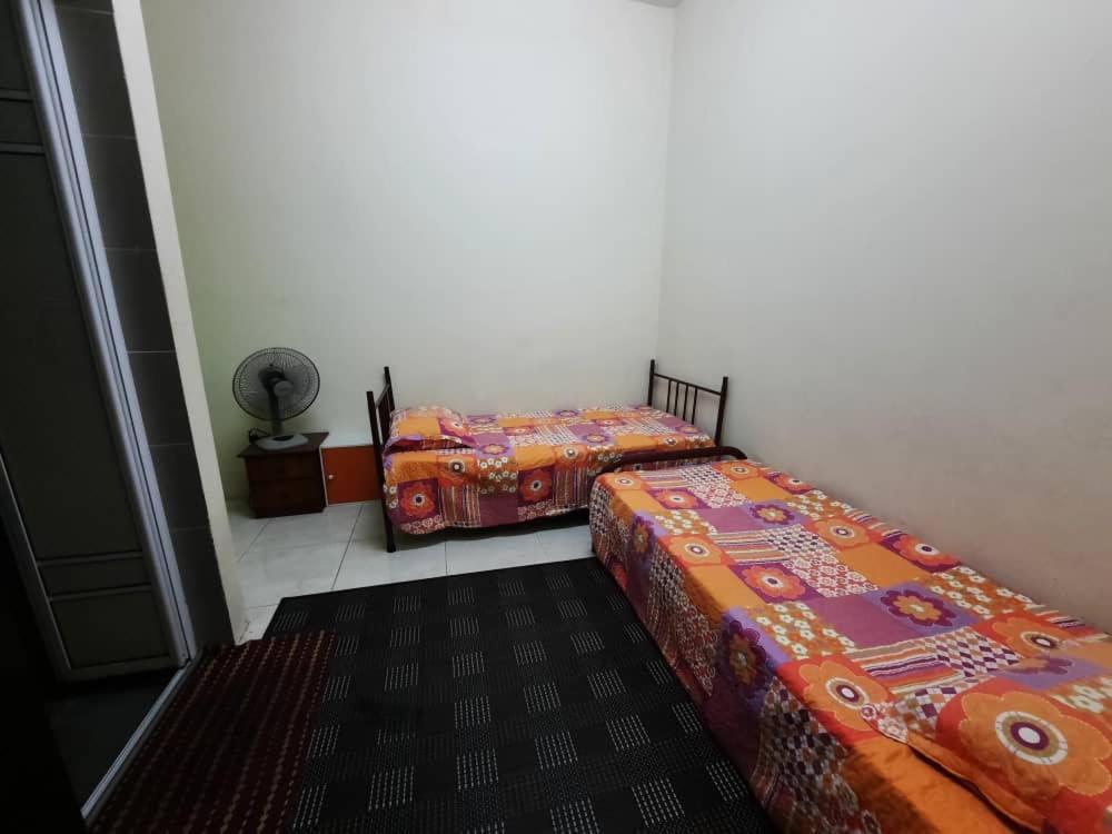 Homestay Ipoh Pengkalan Zawiah Zewnętrze zdjęcie