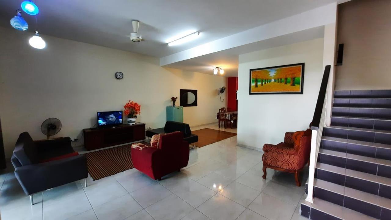 Homestay Ipoh Pengkalan Zawiah Zewnętrze zdjęcie
